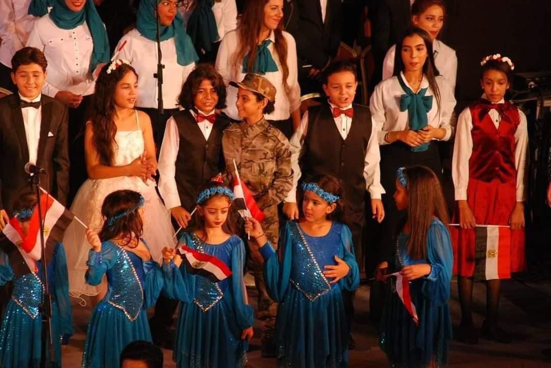 الأوبرا تحتفل بعيد العمال مواهب الأوبرا على المسرح الكبير احتفالًا بعيد العمال