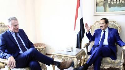 أخبار اليمن : شرف يلتقي رئيس بعثة الأمم المتحدة لاتفاق الحديدة