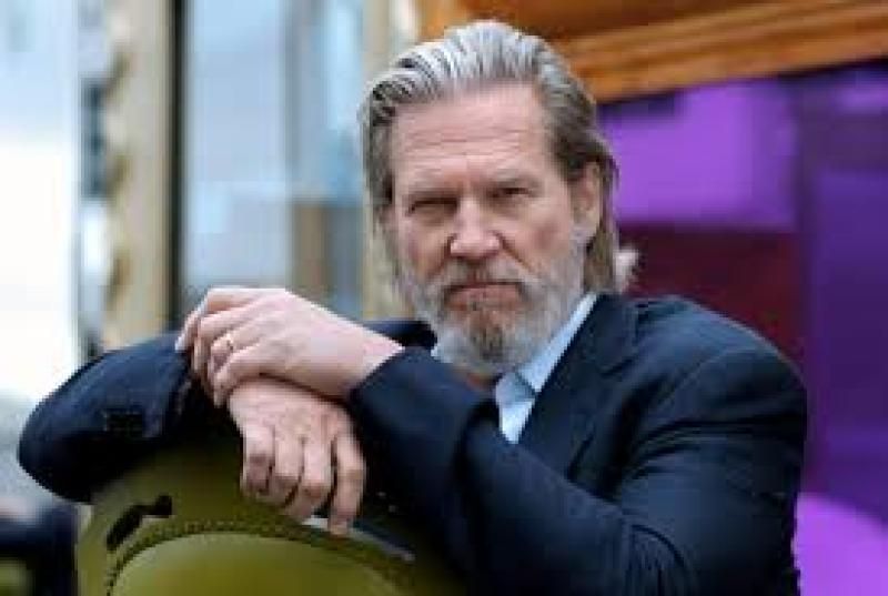 ديزني تعيد جيف بريدجس لأفلام TRON بعد 42 عامًا