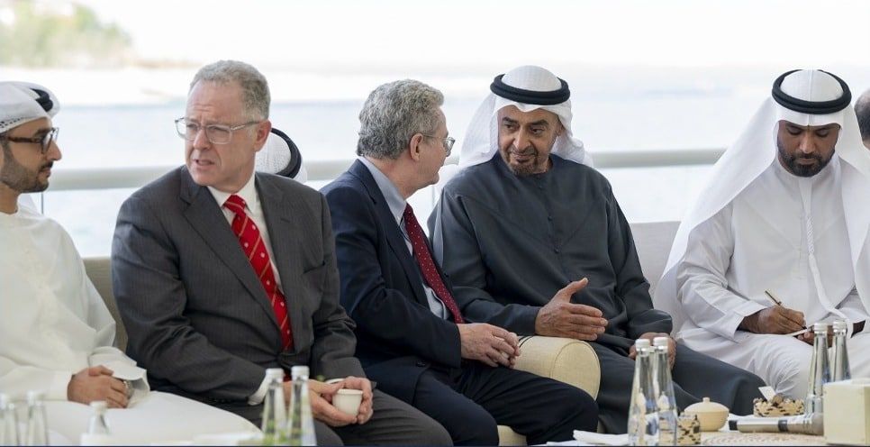 محمد بن زايد: الاستثمار في الشباب المؤهل أولوية في رؤية الإمارات