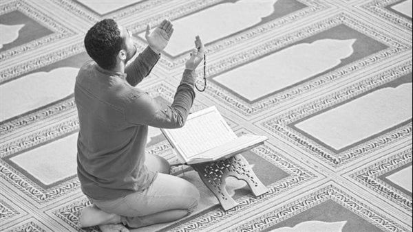 يبحث عنه الكثير ..دعاء قبل النوم يغفر ذنوبك ويكتب اسمك مع أهل الجنة..تعرف عليه