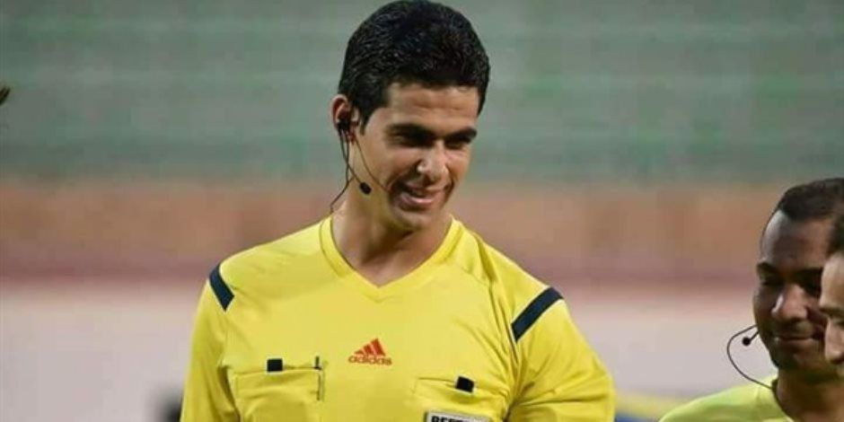 لجنة الحكام: محمد معروف حكما لمباراة الأهلى والاتحاد السكندرى.. وعبد العزيز السيد للفيديو