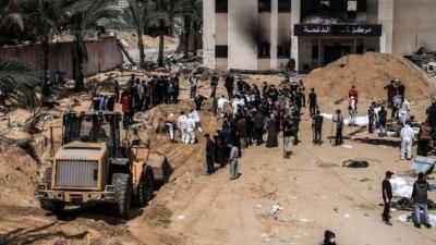 أخبار اليمن : العثور على مقبرة جماعية ثالثة بمجمع الشفاء