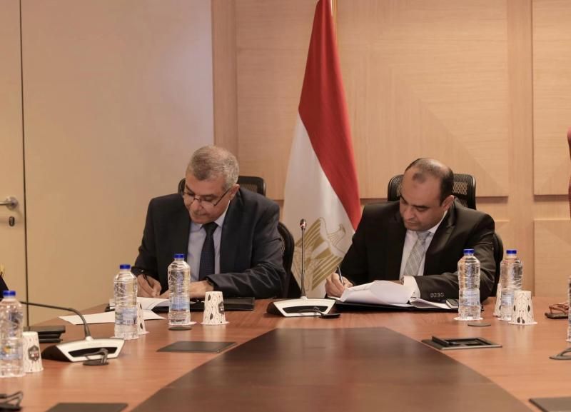 بروتوكول تعاون بين المجلس الأعلى للآثار وجامعة الزقازيق لعرض مجموعة من القطع...