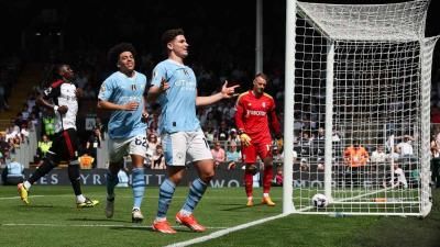 السيتي يعتلي صدارة الدوري الإنجليزي