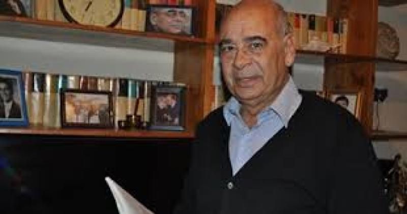 غلطة لسان... قصة أحمد الخميسى