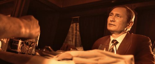 ادخال الذكاء الاصطناعي بفيلم بوتين السياسي