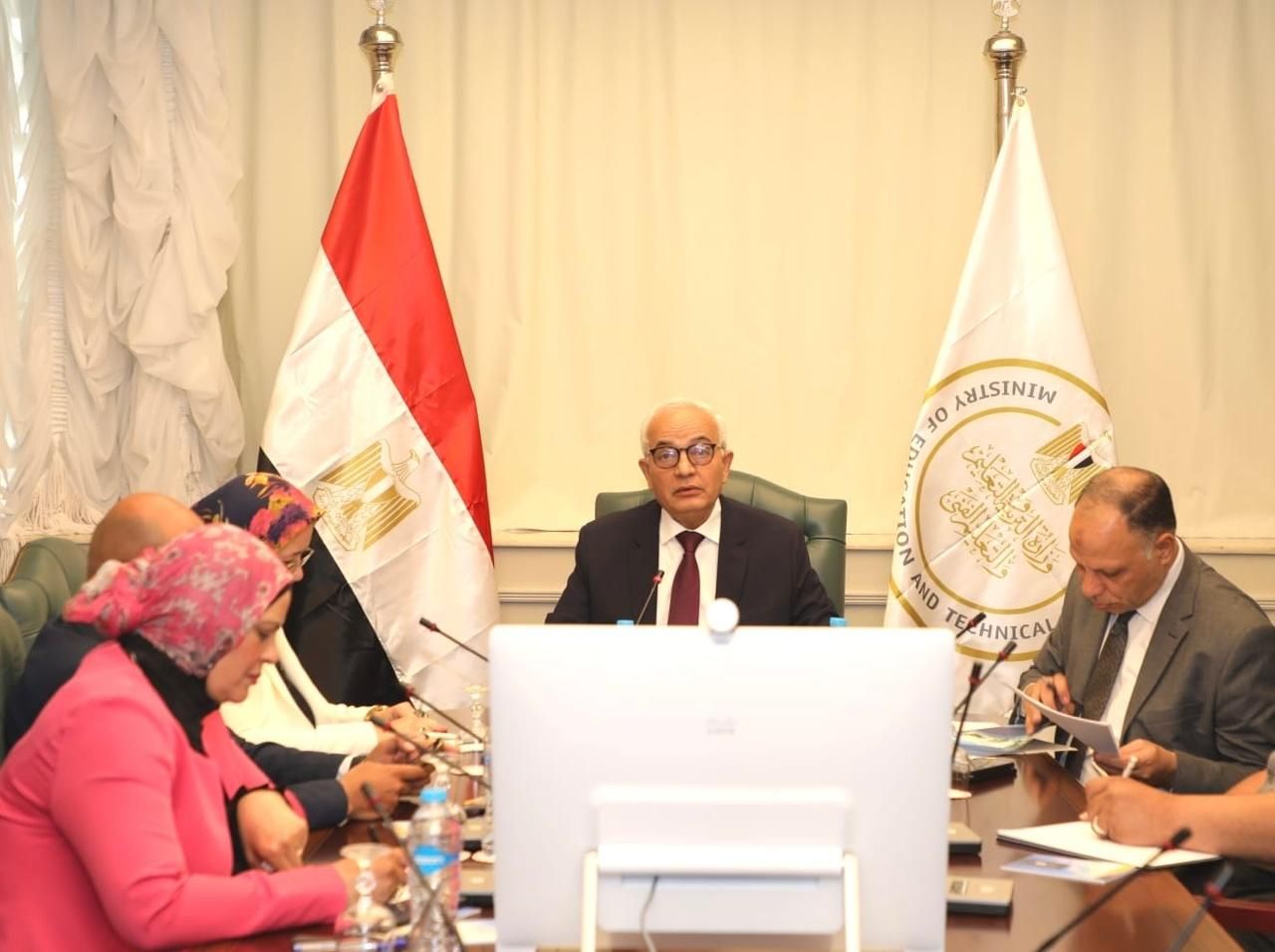 حجازي: استخدام تقنية الباركود لأوراق أسئلة الشهادة الإعدادية لضمان تأمينها والحفاظ على سريتها