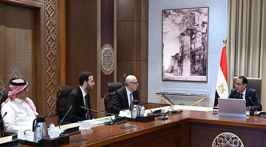 رئيس الوزراء يوجه بإعداد دراسة للتكلفة المتوقعة لمنظومة الري…