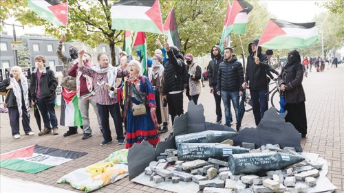 126 فنانا بريطانيا يقاطعون مهرجاناً منحازا لإسرائيل