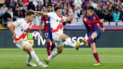 برشلونة يحسم وصافة الدوري الإسباني