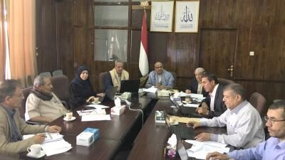 أخبار اليمن : إحالة 12 متهماً في قضايا فساد إلى النيابة
