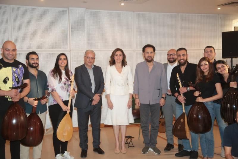 وزيرة الثقافة توجه بإقامة سلسلة من الفعاليات احتفالًا باليوبيل الفضي لإنشاء بيت...