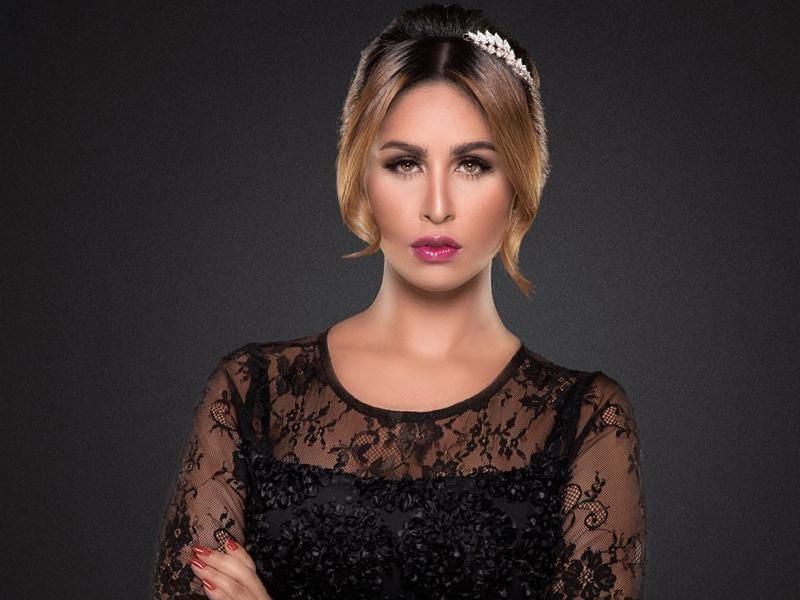 شاهد.. مي سليم تتعرض لحادث بسيارتها