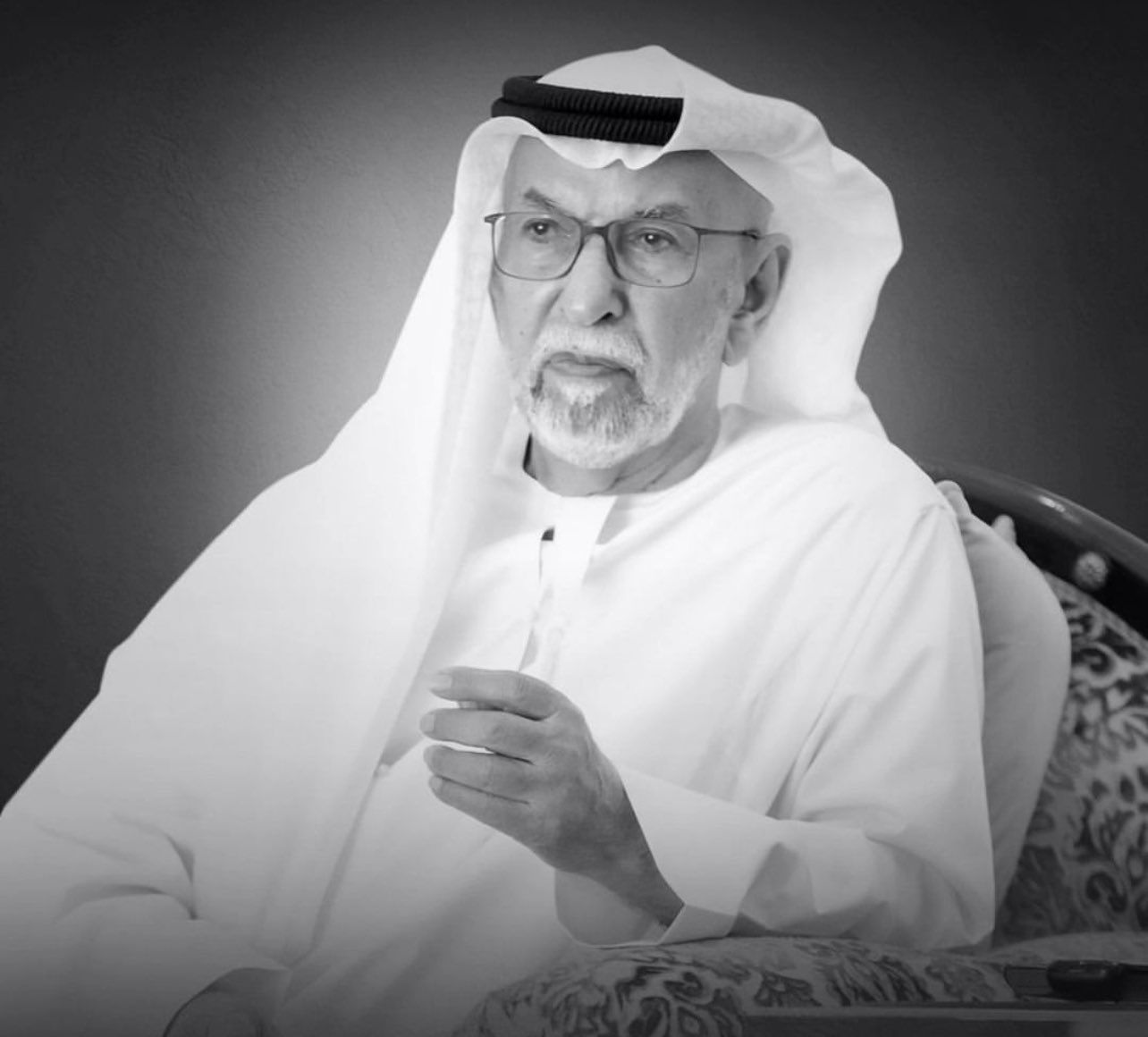 محمد بن راشد: رحم اللّٰه حمد بن سهيل الخييلي.. نسأل الله له أعلى الجنان