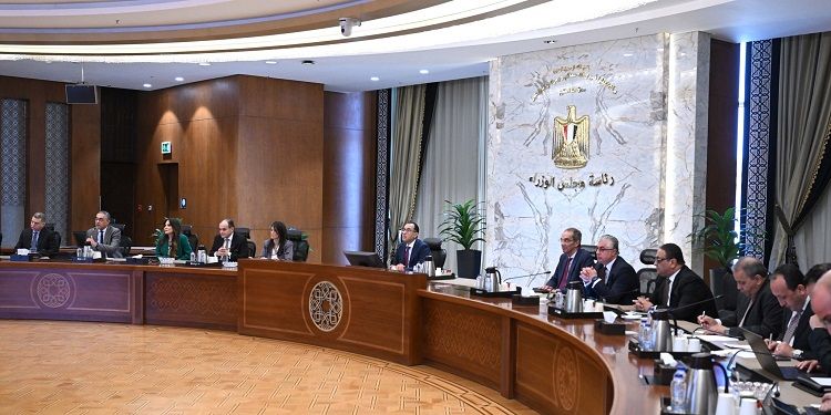 رئيس الوزراء: إشراك القطاع الخاص في ترتيبات مؤتمر الاستثمار…