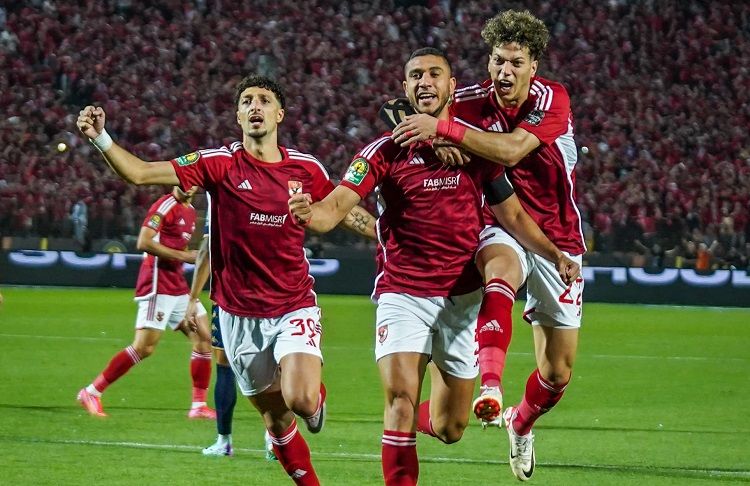 السيسي يهنئ النادي الأهلي بالفوز بدوري أبطال إفريقيا: أداء…