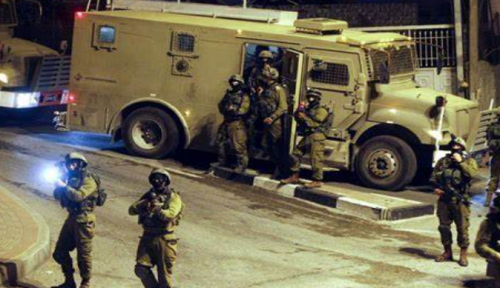 تركته ينزف على الأرض .. الاحتلال يقتل طفلاً في الخليل