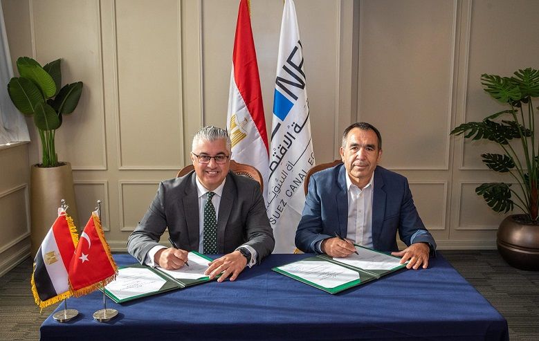 توقيع عقد حق انتفاع لمصنع إروغلو إيجيبت للملابس الجاهزة…