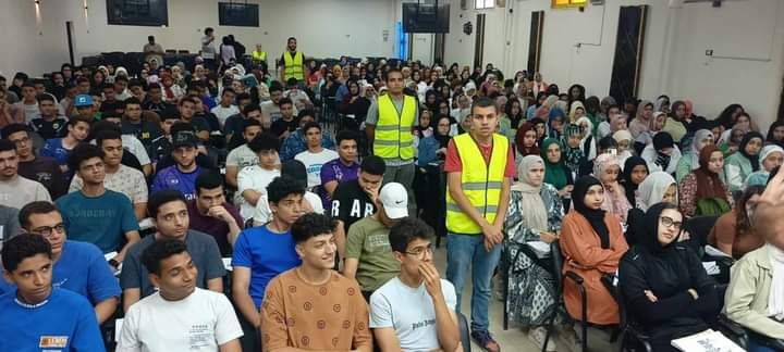 التحالف الوطني ينظم مراجعات نهائية بالمجان لطلاب الثانوية العامة بمحافظة الإسماعيلية