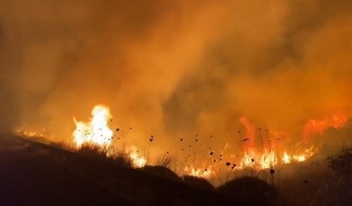 إصابة 7 جنود إسرائيليين بحرائق مستوطنة كريات شمونة