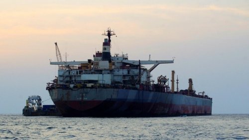 الحوثيون ينفذون 3 عمليات في البحر الأحمر