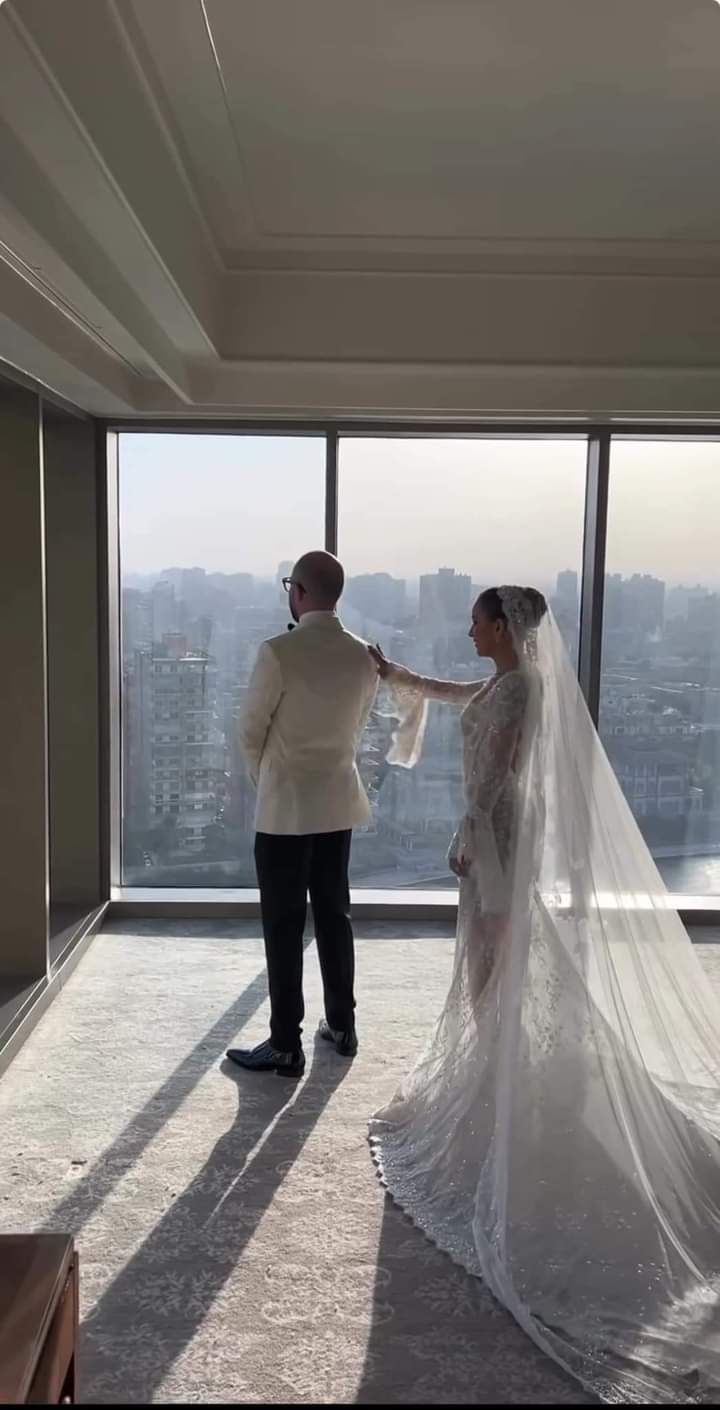 شاهد.. الصور الأولى من حفل زفاف جميلة عوض