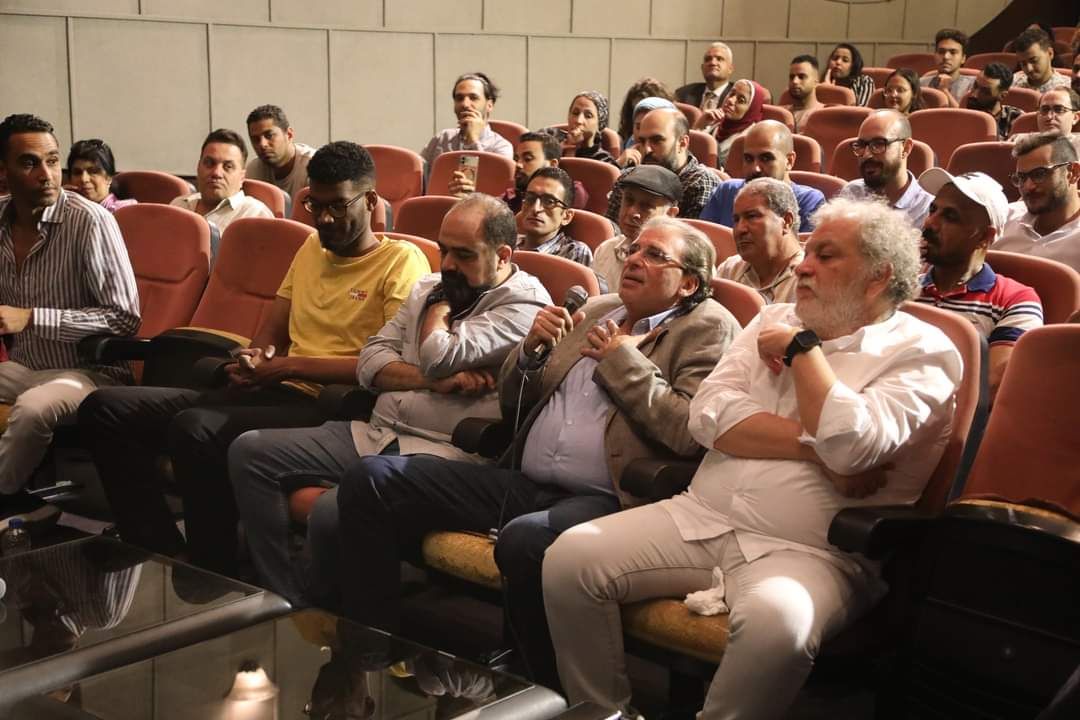 خالد يوسف أبرز حضور فعاليات نادي السينما أمس