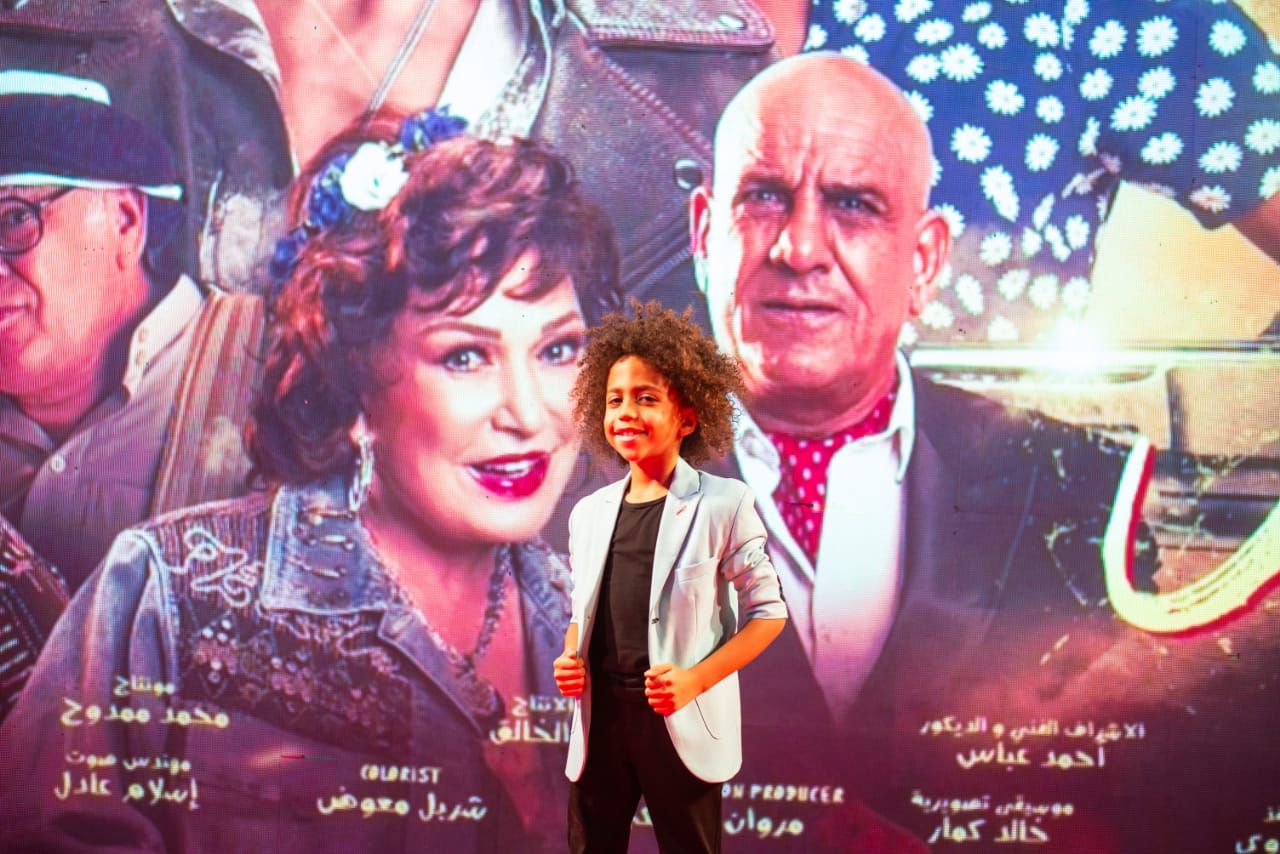 نجوم عصابة الماكس في العرض الخاص للفيلم.. وأحمد فهمي: الكواليس كانت مبهحة رغم الصعوبات