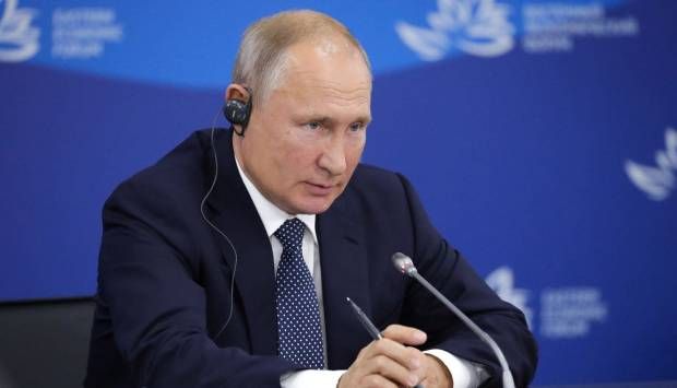 خبير شؤون روسية: بوتين لن يجمد أموال الدول الغربية