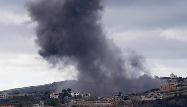 جيش الاحتلال: قصفنا مبنى لحزب الله في كفر كلا وسقوط صاروخين في ميرون