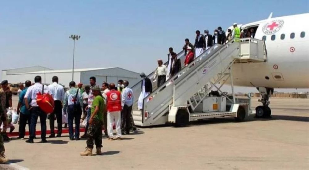 خبر سار ولأول مرة من مسقط حول أمرٍ مهمٍّ للغاية يُسعِدُ كُلَّ اليمنيين !.. تفاصيل عاجلة