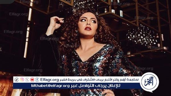 عيد الأضحى المبارك.. إلهام عبد البديع تُهدي جمهورها صورة جديدة من إطلالتها الملوكية