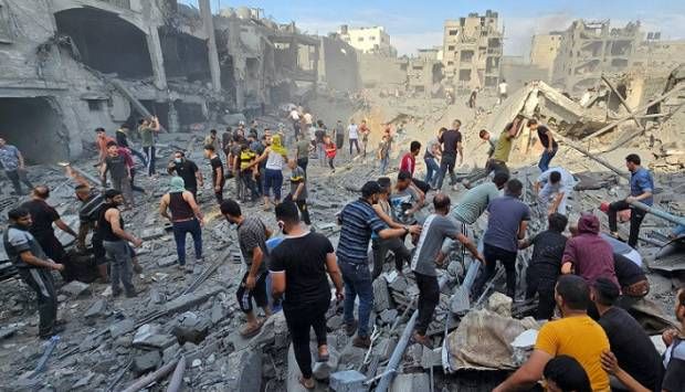 القاهرة الإخبارية: قصف جوي ومدفعي وإطلاق نار على هذا المخيم وسط غزة