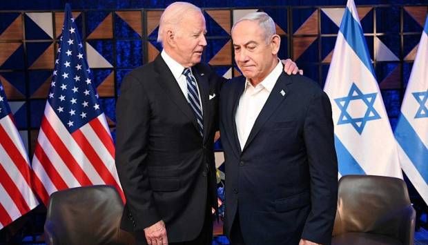 صحيفة أمريكية: تراشق كلامي بين البيت الأبيض ونتنياهو بسبب مزاعم حجب أسلحة