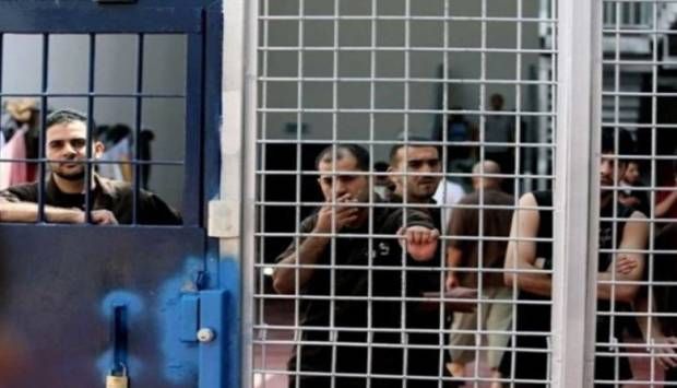 وزارة الأسرى: المعتقلون في سجون الاحتلال يعيشون ظروفا مرعبة وغير مسبوقة