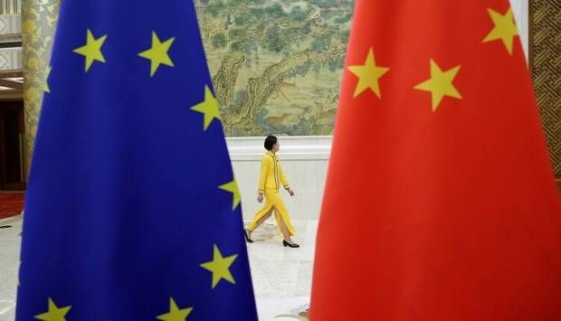 الصين: استمرار الاتحاد الأوروبي في تصعيد الخلافات التجارية يشعل حربا تجارية