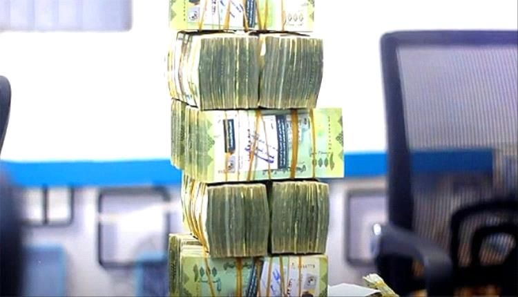 تغير مفاجئ في سعر صرف الريال اليمني امام العملات الاجنبية ..السعر الآن