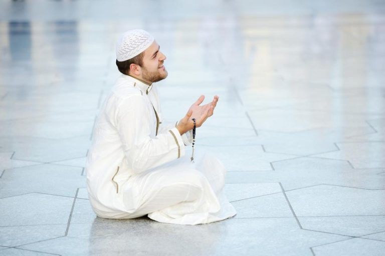 دعاء بسيط قال عنه النبي ﷺ لم يدعُ به رجلٌ مسلمٌ إلَّا استجاب اللهُ له؟..تعرف عليه