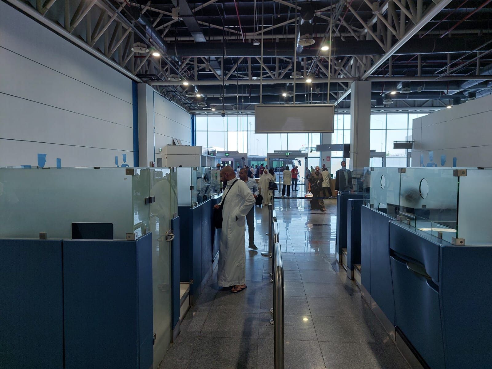 عودة الحجاج.. مصر للطيران تسير 24 رحلة من الأراضي المقدسة غدا (صور) 