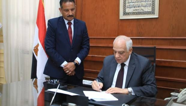 محافظ الجيزة يعتمد تنسيق القبول بالثانوية العامة والدبلومات الفنية