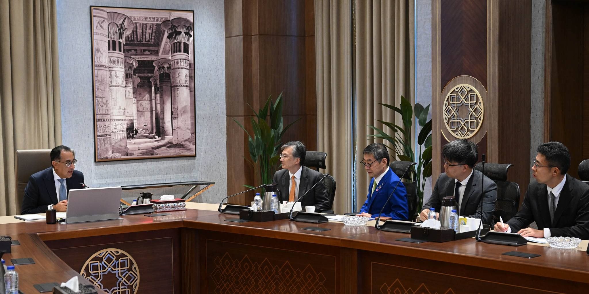 مدبولي يلتقي رئيس شركة «سرايا» اليابانية العالمية بالعاصمة الإدارية الجديدة