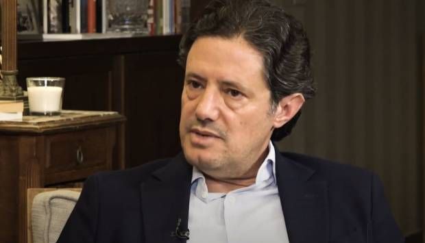 وزير الإعلام اللبناني: مطار بيروت الدولي لم يتأثر بتقرير تليجراف البريطانية