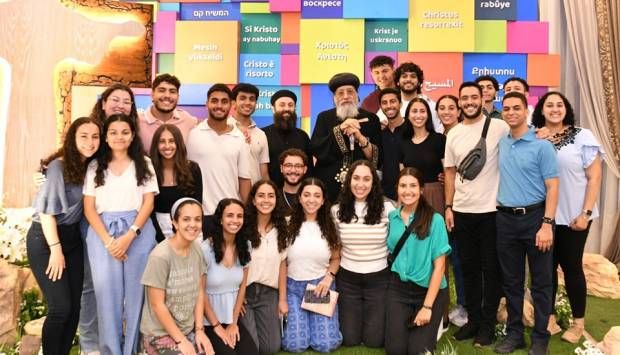 البابا تواضروس يستقبل مجموعة شباب من إيبارشية جنوبي الولايات المتحدة (صور)