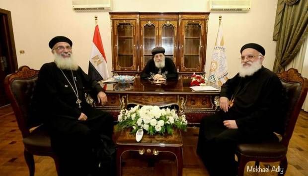 البابا تواضروس يلتقي وكيل إكليريكية الإسكندرية