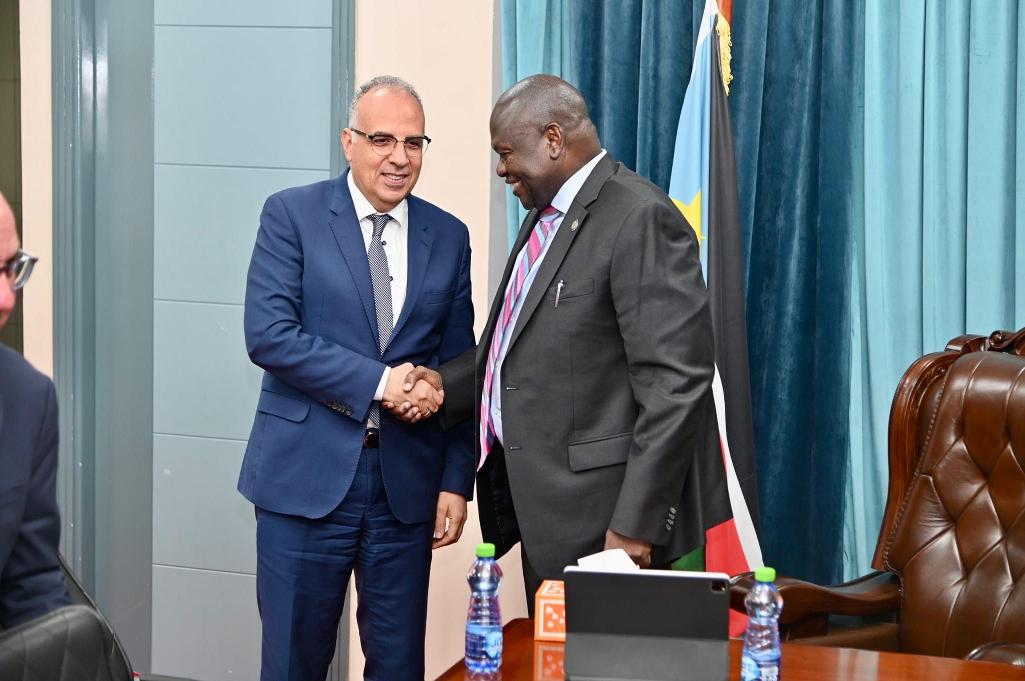 وزير الري: حريصون على تعزيز علاقات التعاون الاقتصادي مع جنوب السودان (صور)