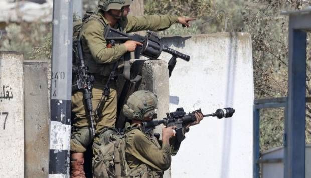 إعلام فلسطيني: قوات الاحتلال تقتحم بلدة يطا جنوب الخليل بالضفة الغربية