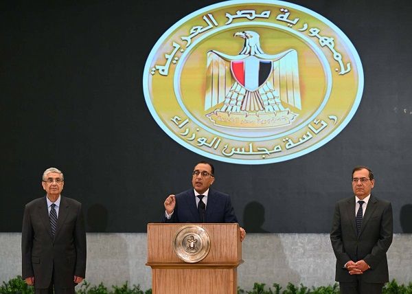 رئيس الوزراء: تخصيص مليار و180 مليون دولار لتجاوز أزمة…