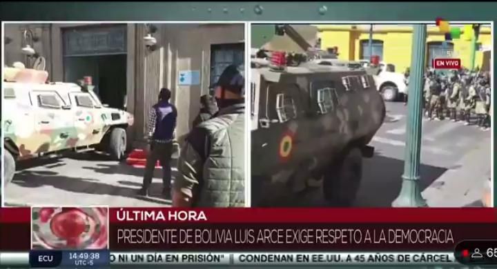 ماذا يحدث في هذه الدولة ؟..انقلاب عسكري شرس والجيش يقتحم القصر الرئاسي للإطاحة بالرئيس !!..اتفرج