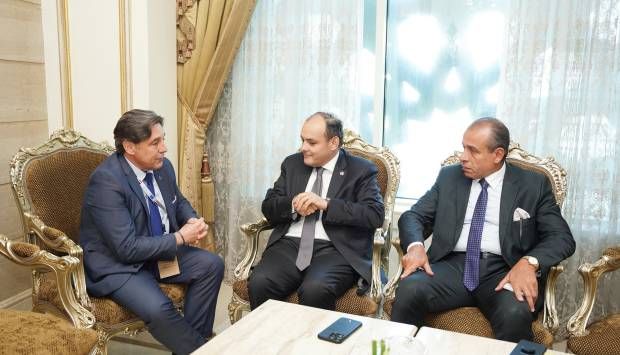 وزير التجارة يعقد لقاءات مع مسئولي عدد من الشركات العالمية المستثمرة بمصر